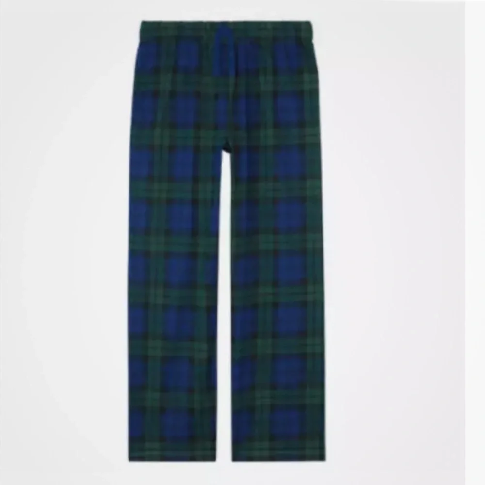 Eddie Bauer color navy